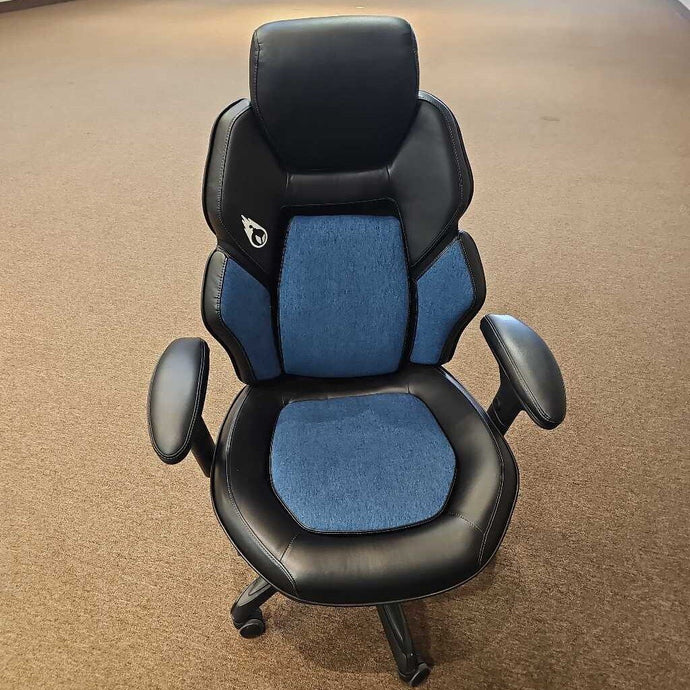 Gaming/Office Chair w/Adjustable Headrest