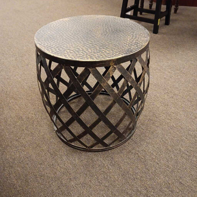 Basket Weave Metal End Table
