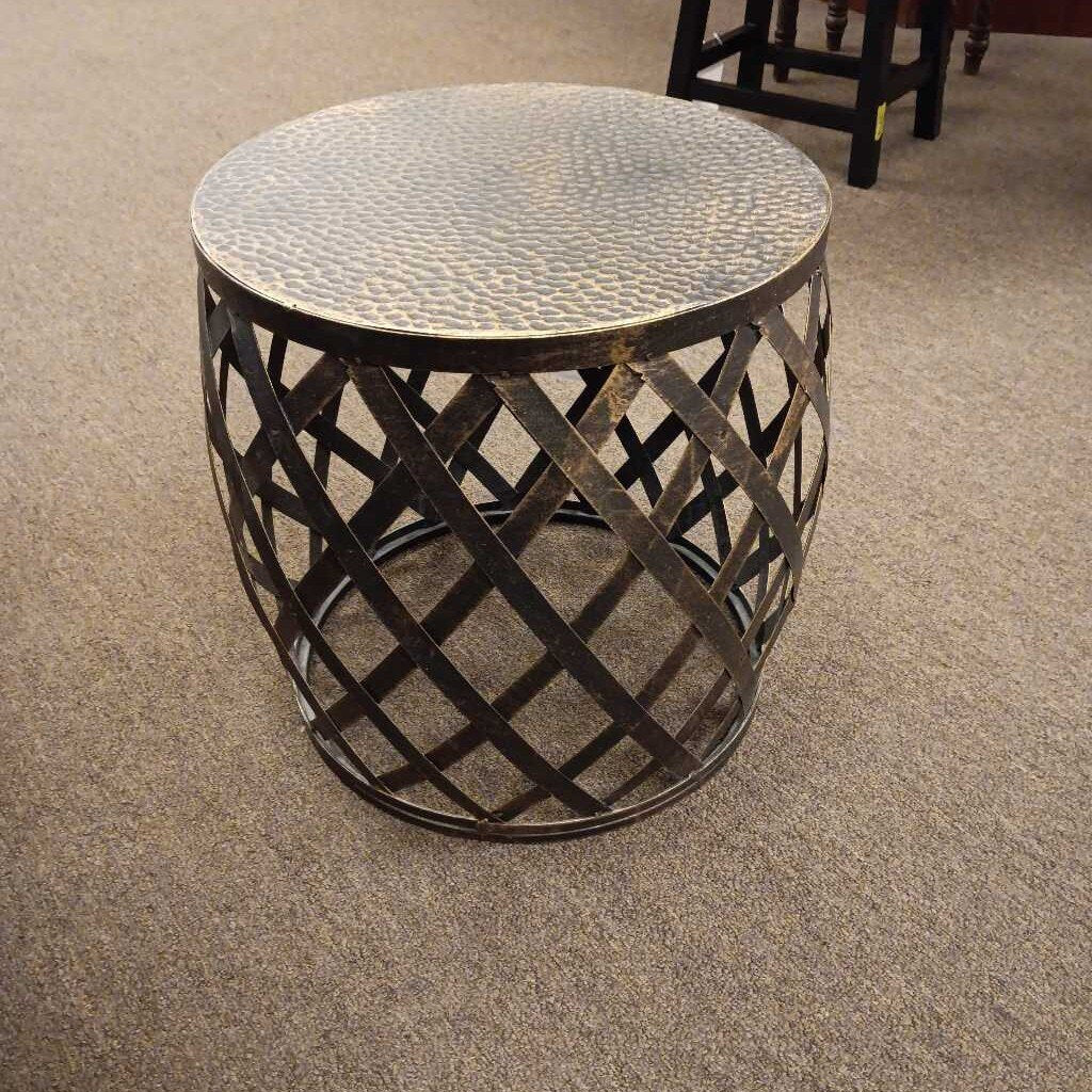 Basket Weave Metal End Table