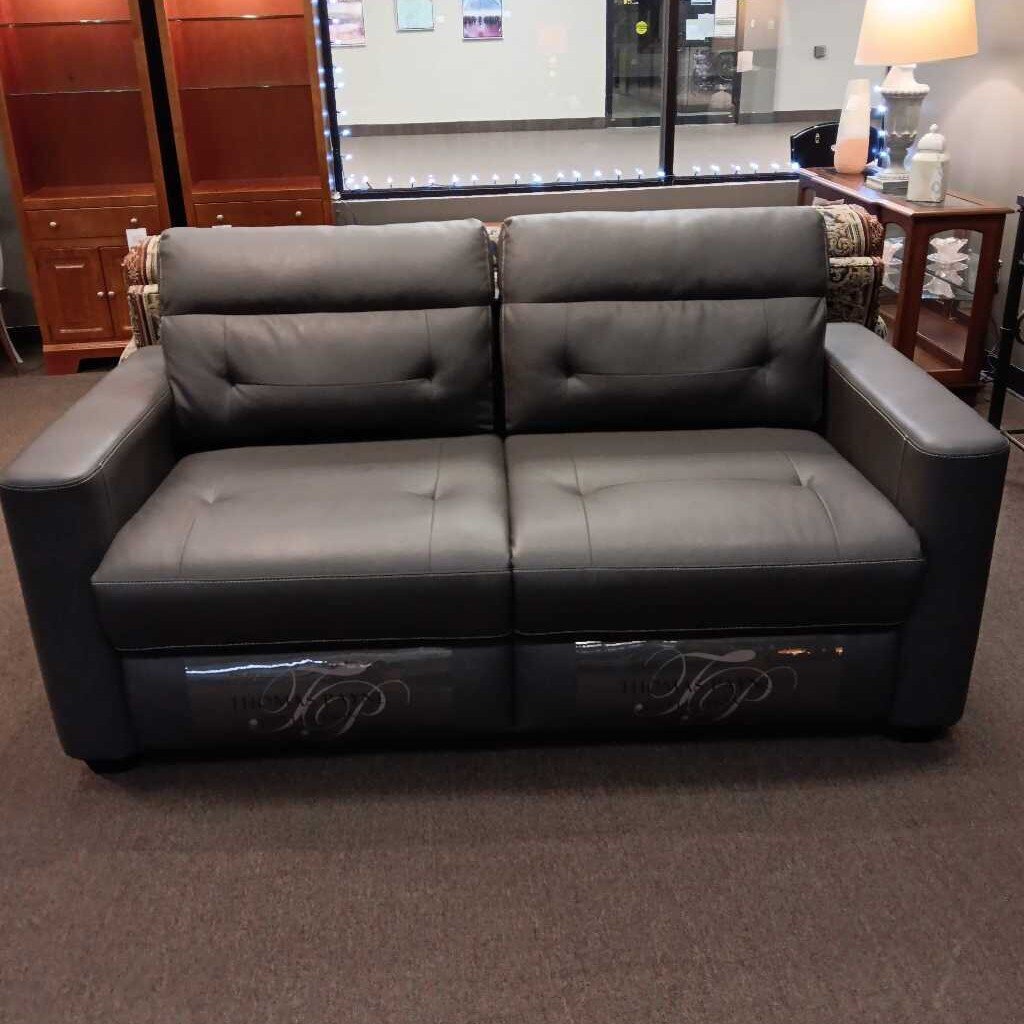 Thomas Payne Signature Sleeper Sofa