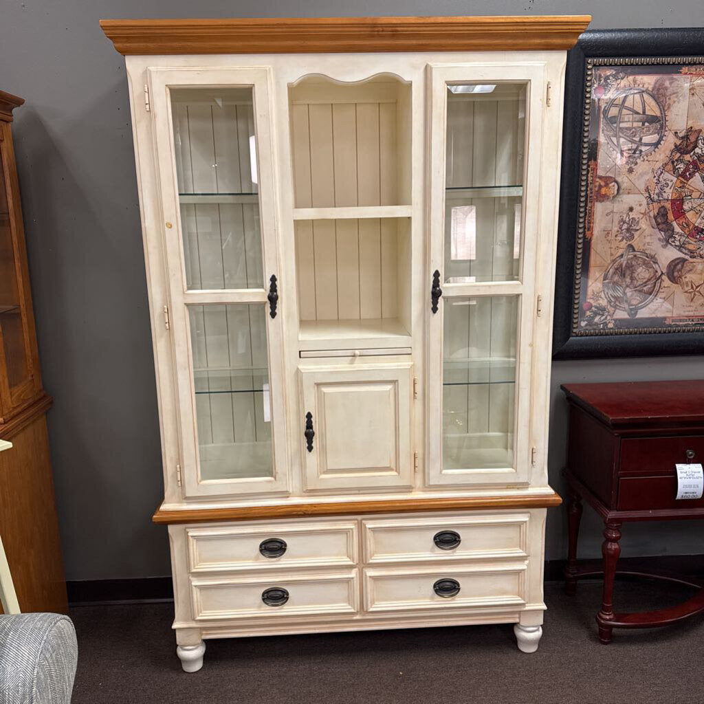 Lighted 4 Drawer, 3 Door, 8 Shelves Display Cabinet