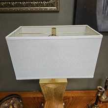 Load image into Gallery viewer, Gold Base Lamp