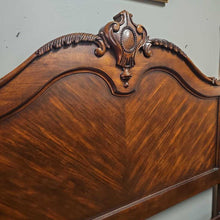 Load image into Gallery viewer, 4 Poster King Bed