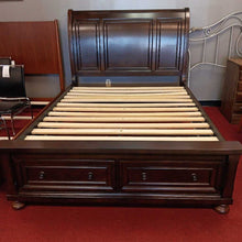Load image into Gallery viewer, Queen Sleigh Bed w/Storage Drawers