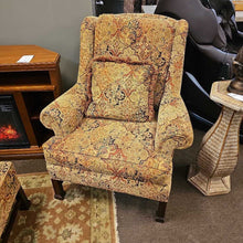 Load image into Gallery viewer, Thomasville Multi-Color Arm Chair
