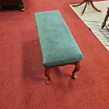Load image into Gallery viewer, Queen Anne Leg Upholstered Bench