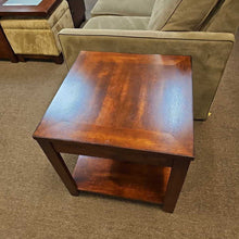 Load image into Gallery viewer, Brown End Table