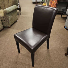 Load image into Gallery viewer, Crate &amp; Barrel Round Glass Dining Table w/4 Chairs