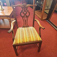 Load image into Gallery viewer, Set of 4 Dining Chairs w/Arms