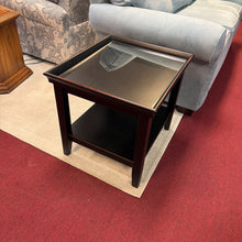 Load image into Gallery viewer, End Table w/Glass Top Insert