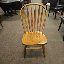 Load image into Gallery viewer, Round Oak Table w/ Leaf and 4 Slat Back Chairs