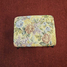 Load image into Gallery viewer, Metal Base Foot Stool