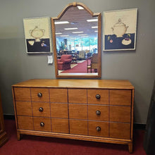 Load image into Gallery viewer, Henredon Walnut Dresser w/Wall Mirror