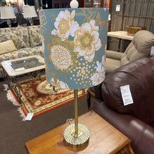 Load image into Gallery viewer, Brass Finish Base Lamp w/ Floral Shade