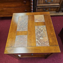 Load image into Gallery viewer, Tile Top End Table