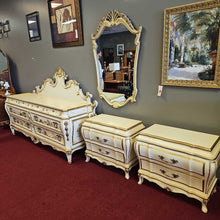 Load image into Gallery viewer, Karges Louis XV Style King Bedroom Set