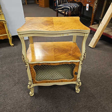 Load image into Gallery viewer, Vintage Romweber Twin Bedroom Set