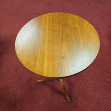 Load image into Gallery viewer, Round Walnut Accent Table