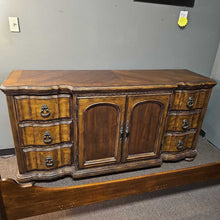Load image into Gallery viewer, Bernhardt Dresser
