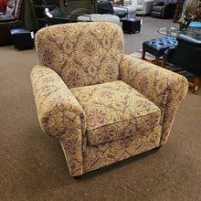 Load image into Gallery viewer, Upholstered Club Chair