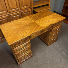 Load image into Gallery viewer, 7 Drawer Desk