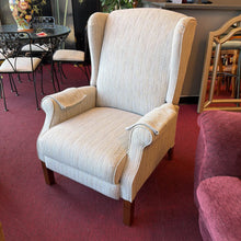 Load image into Gallery viewer, Lazy Boy Manual Recliner