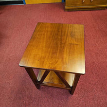 Load image into Gallery viewer, Square End Table