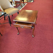 Load image into Gallery viewer, Queen Ann One Drawer End Table