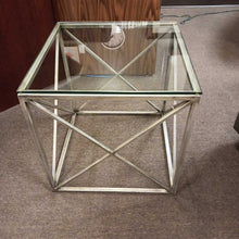 Load image into Gallery viewer, Glass Top End Table