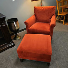 Load image into Gallery viewer, Vanguard Rouge Chair &amp; Ottoman