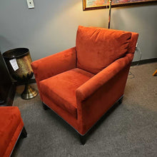 Load image into Gallery viewer, Vanguard Rouge Chair &amp; Ottoman