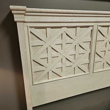 Load image into Gallery viewer, Bolanburg Queen Panel Bed