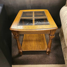 Load image into Gallery viewer, Oak End Table w/Glass Insert