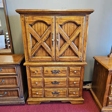 Load image into Gallery viewer, Thomasville Two Door Three Drawer Chest
