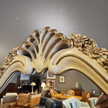 Load image into Gallery viewer, Karges Louis XV Style Wall Mirror