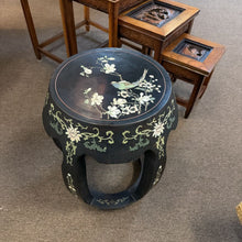 Load image into Gallery viewer, Round Oriental Stool