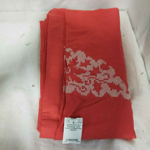 Red Christmas Table Cover W/4Matching Napkins