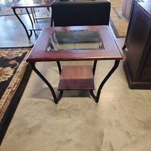 End Table w/Beveled Glass Insert