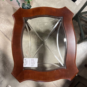 Vintage Mahogany End Table w/Beveled Glass Insert Top